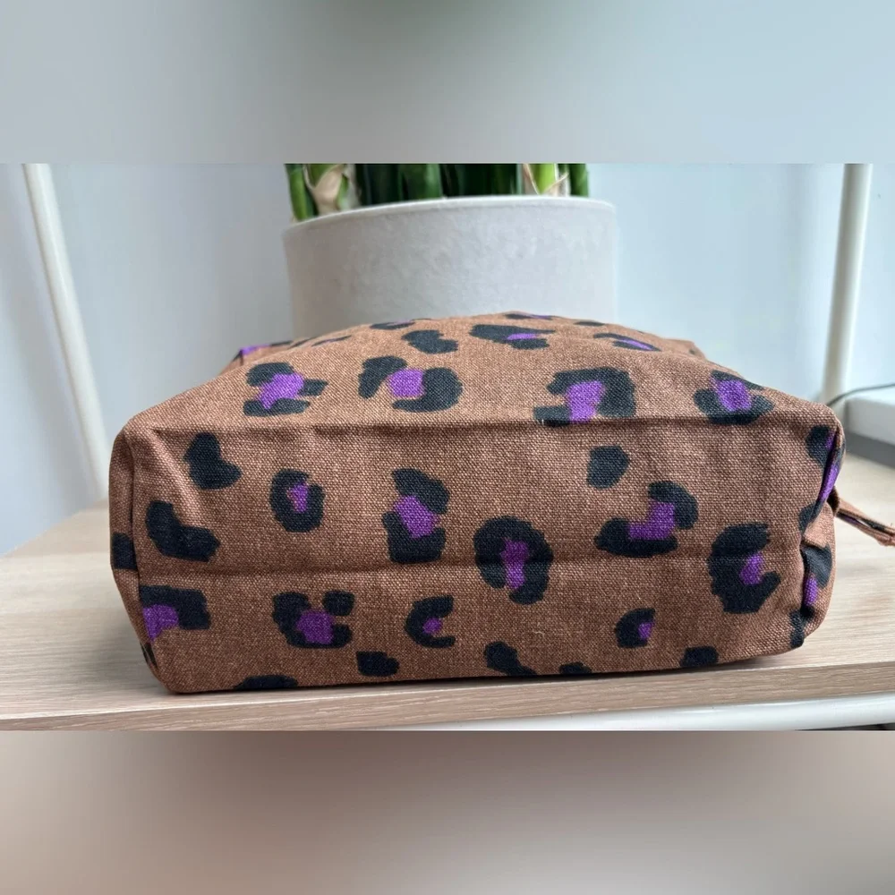 NWT - CAUDALIE x GABRIELLE | Leopard Print Cosmetic Bag - Picture 5 of 9
